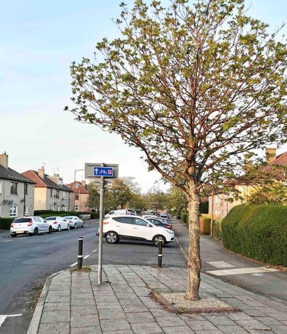 3 Bedroom Well Connected Family Home Free Parking Edinburgh Kültér fotó